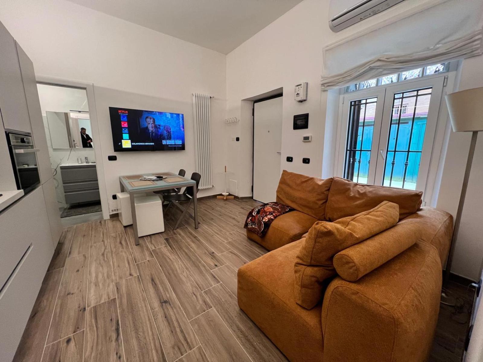 Domusmi Delfico 2 Apartman Milánó Kültér fotó