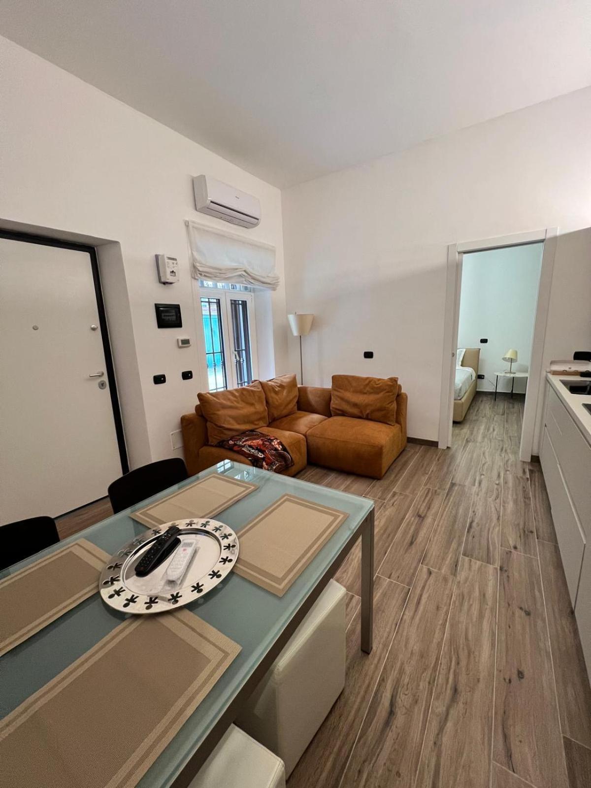 Domusmi Delfico 2 Apartman Milánó Kültér fotó
